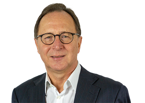Geschäftsführer Claus Wüstenhagen mit Brille